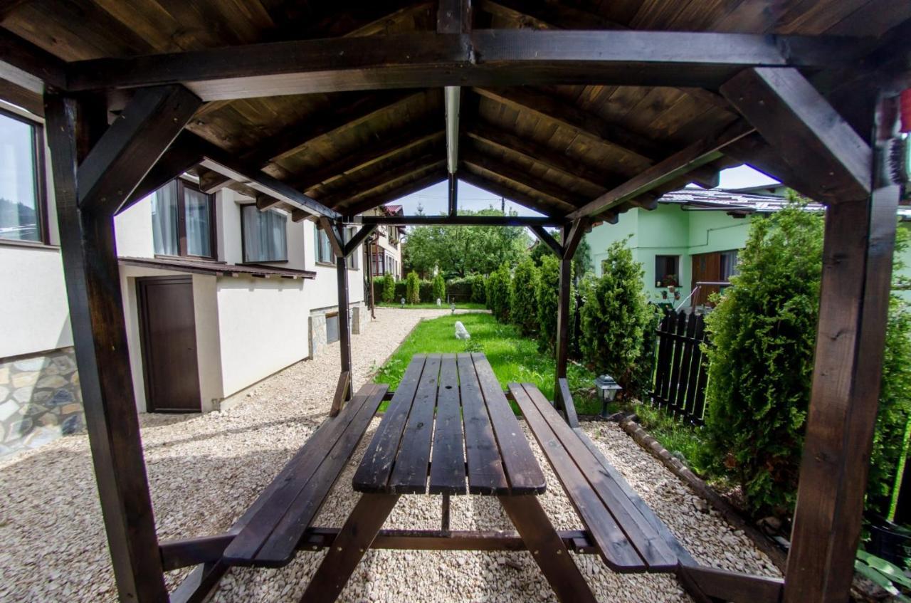 Casa Andy Hotel Buşteni Eksteriør billede