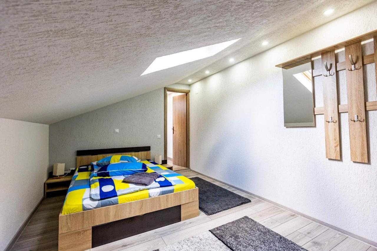 Casa Andy Hotel Buşteni Eksteriør billede
